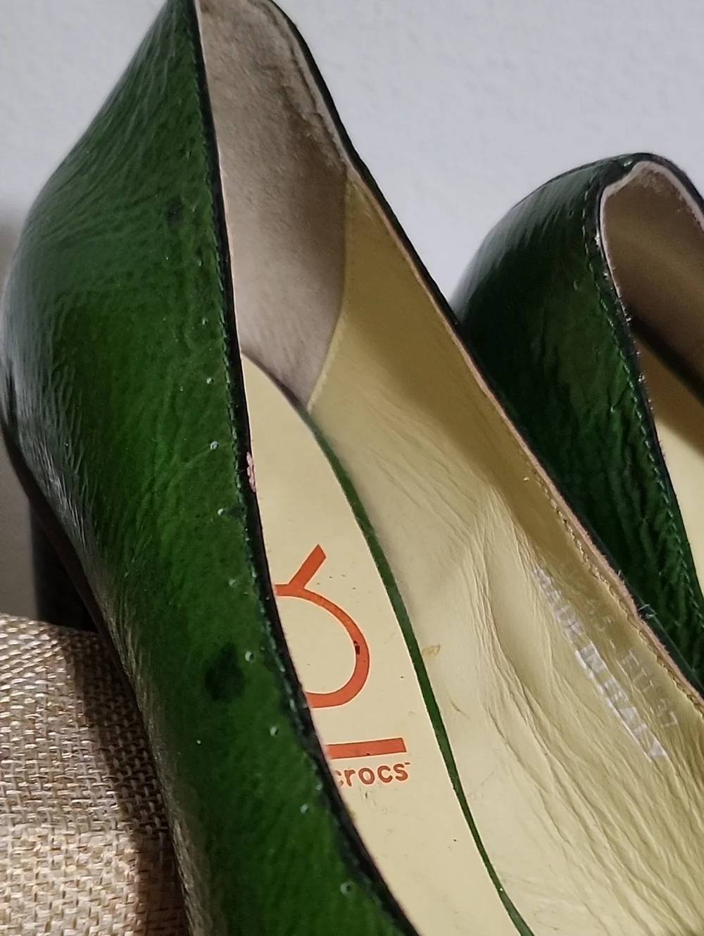 CROCS Green Peep-Toe Heels